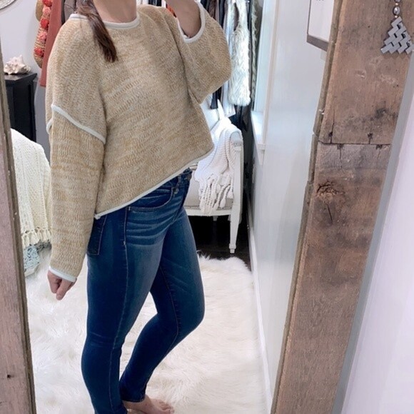 Crescent by Stitchfix crop sweater size large - Picture 2 of 4